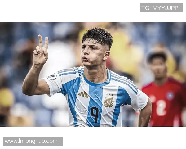 马尔蒂斯足球明星的崛起与传奇旅程揭秘